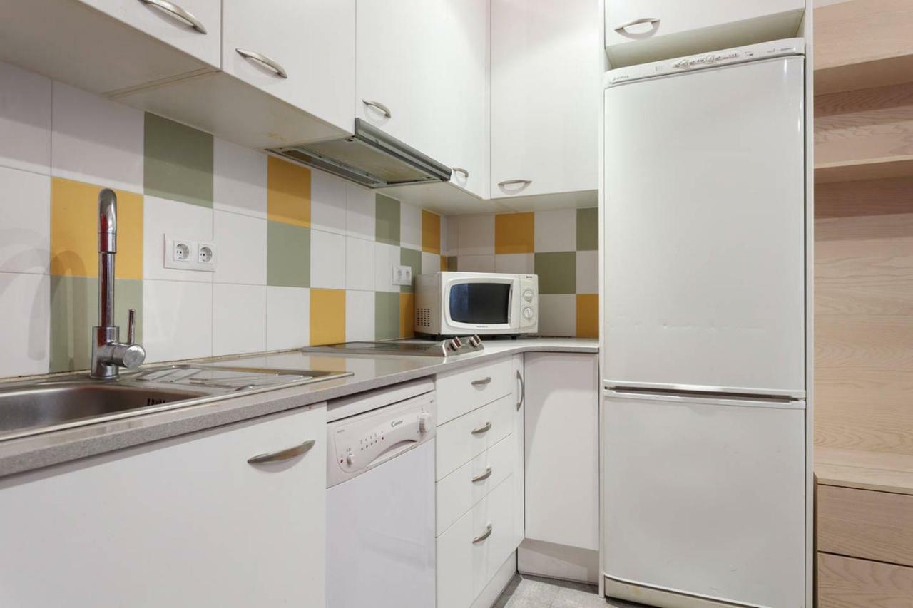 Nice Apartment In Sants Barcelona Exterior foto